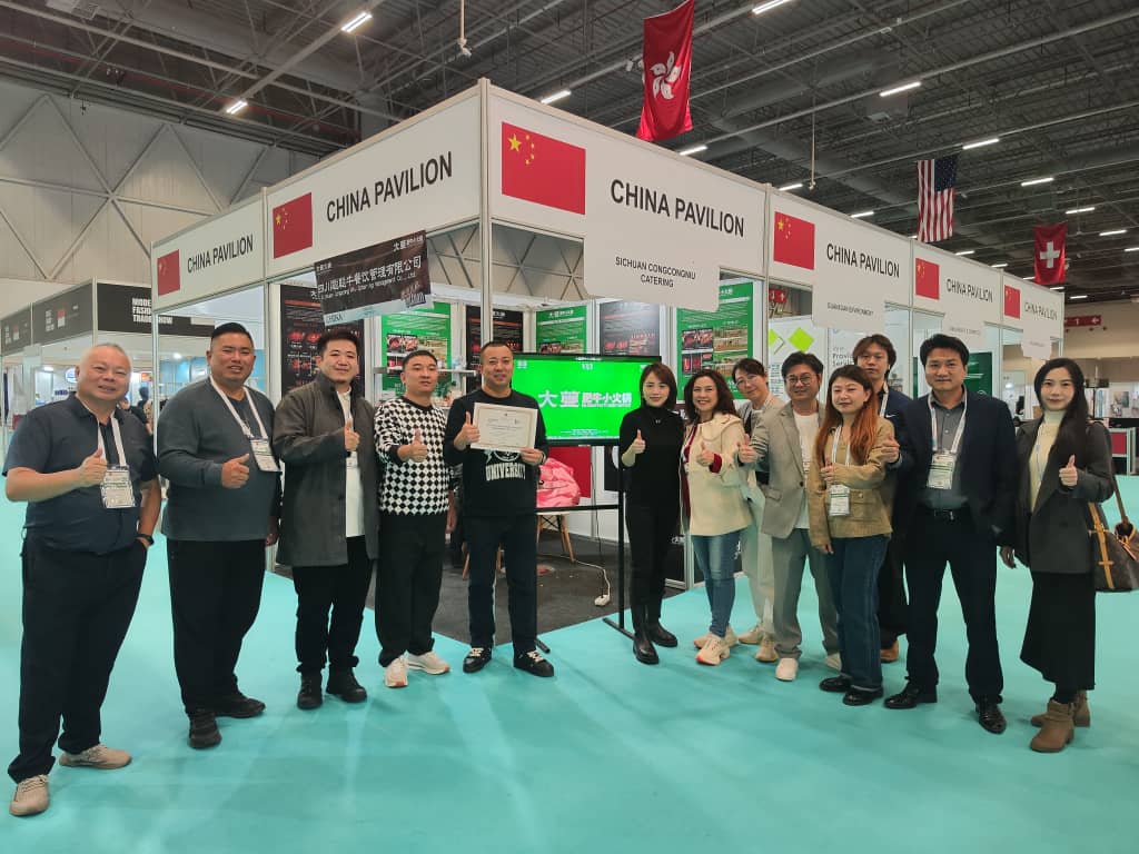 GRCS delegation and Chinese exhibitors at the China Pavilion, Halal Expo 2024 Istanbul